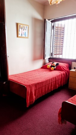 chalet en lote propio con parque