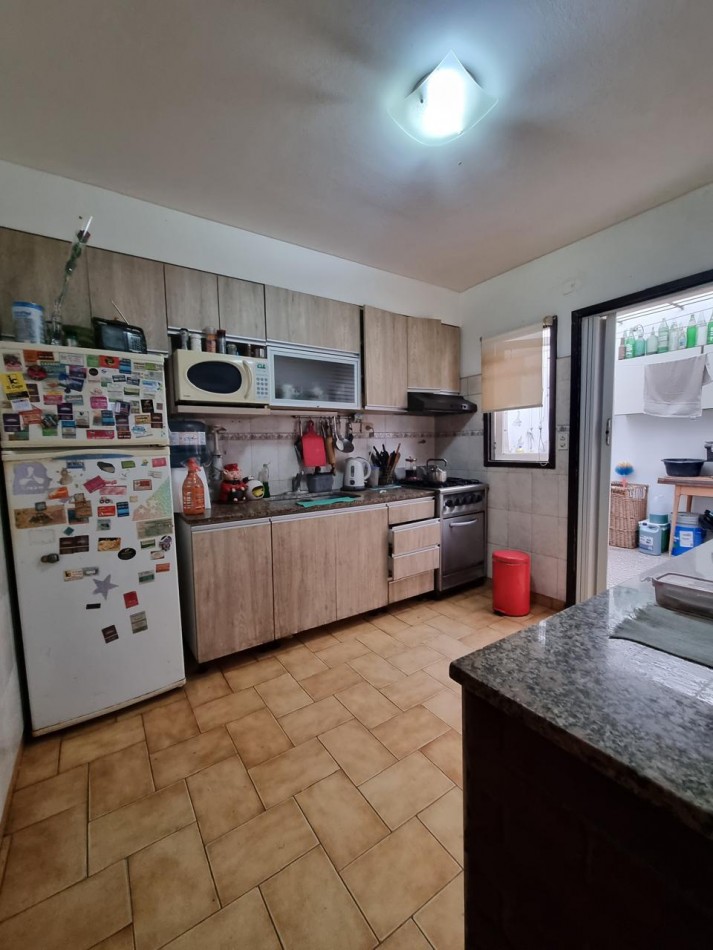 EXCELENTE CHALET  EN VENTA BARRIO LOS PINARES