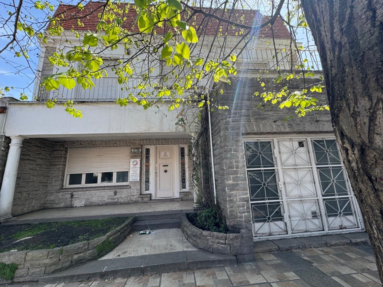 ALQUILER apto PROFESIONAL Chalet en Chauvin 