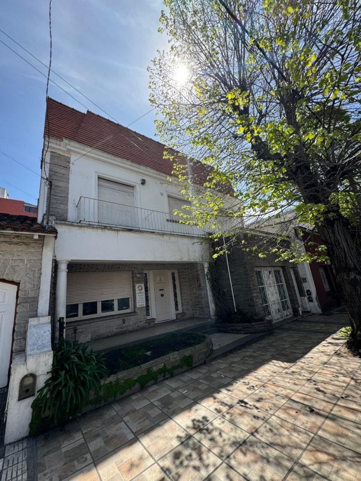 ALQUILER apto PROFESIONAL Chalet en Chauvin 