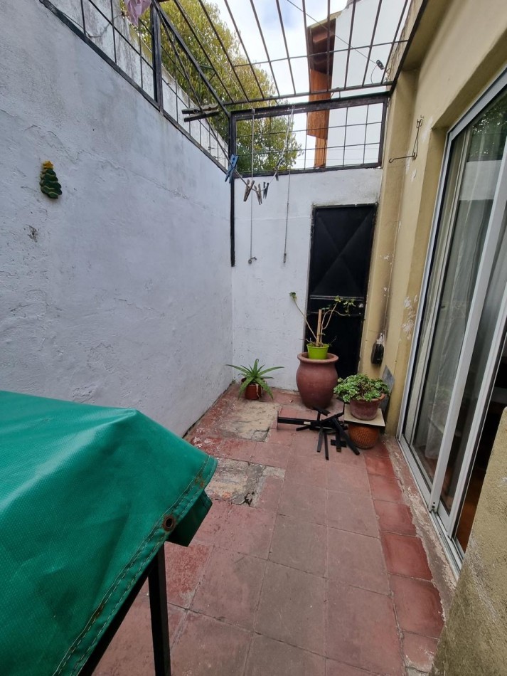 PH 3amb entrada de auto patio 