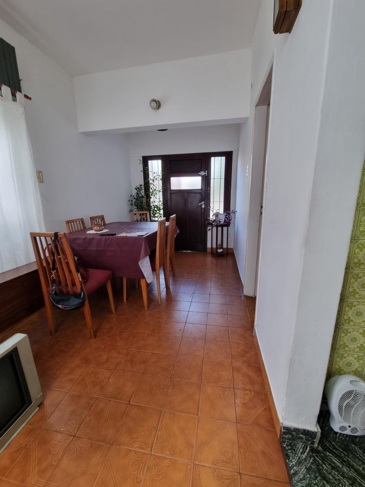 PH 3amb entrada de auto patio 