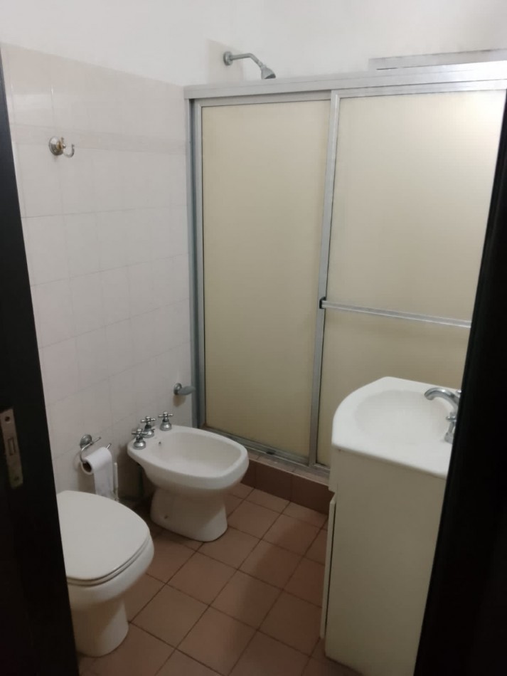 dpto 2amb con patio en paseo aldrey guemes 