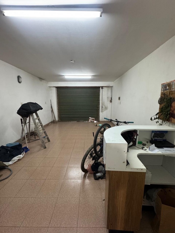 local en alquiler comercial por lopez de gomara 7100