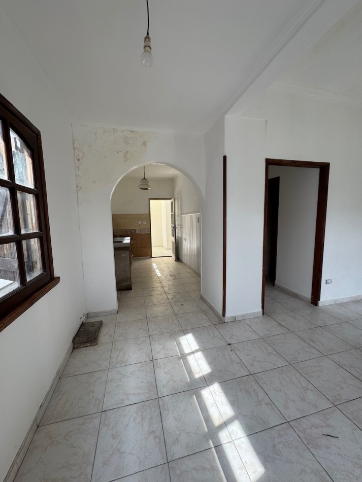 ph 2amb en san jose AL FRENTE entrada de auto y parrilla ORDEN DE VENTA