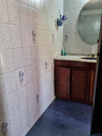 chalet en lote propio con parque