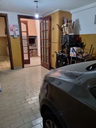 chalet en lote propio con parque